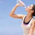 Фитнес-напитки: что, когда и сколько пить во время тренировки